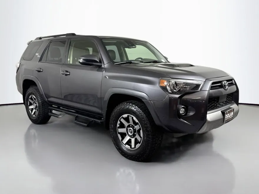 2021 Toyota 4Runner TRD Off-Road Premium photo 1
