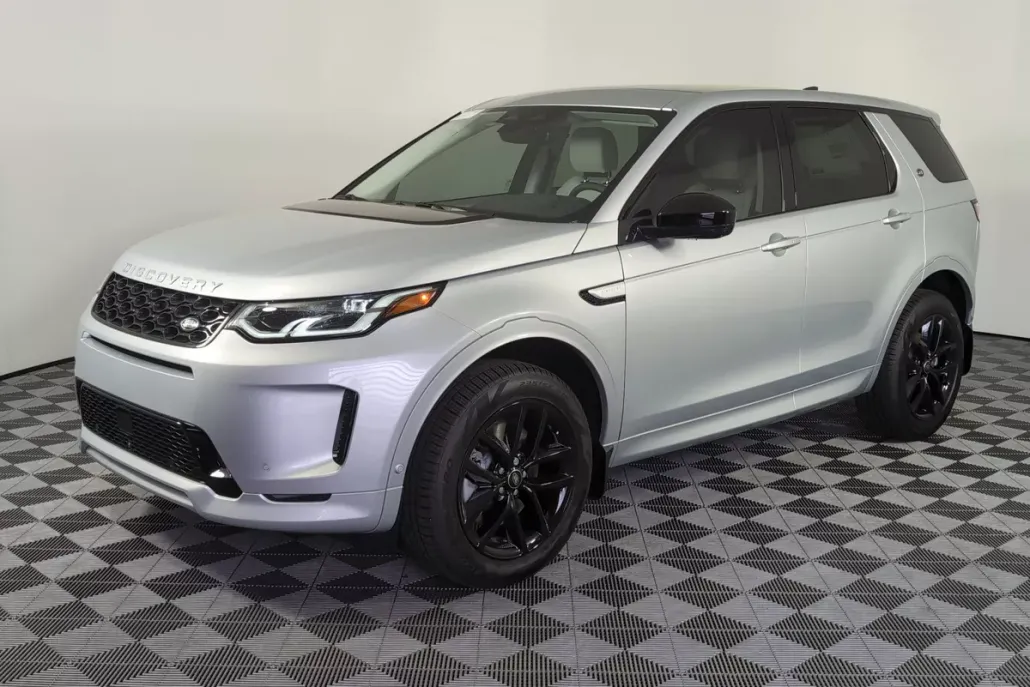 2025 Land Rover Discovery Sport S photo 1