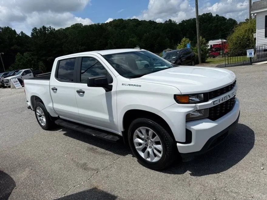 2022 Chevrolet Silverado 1500 Custom photo 1