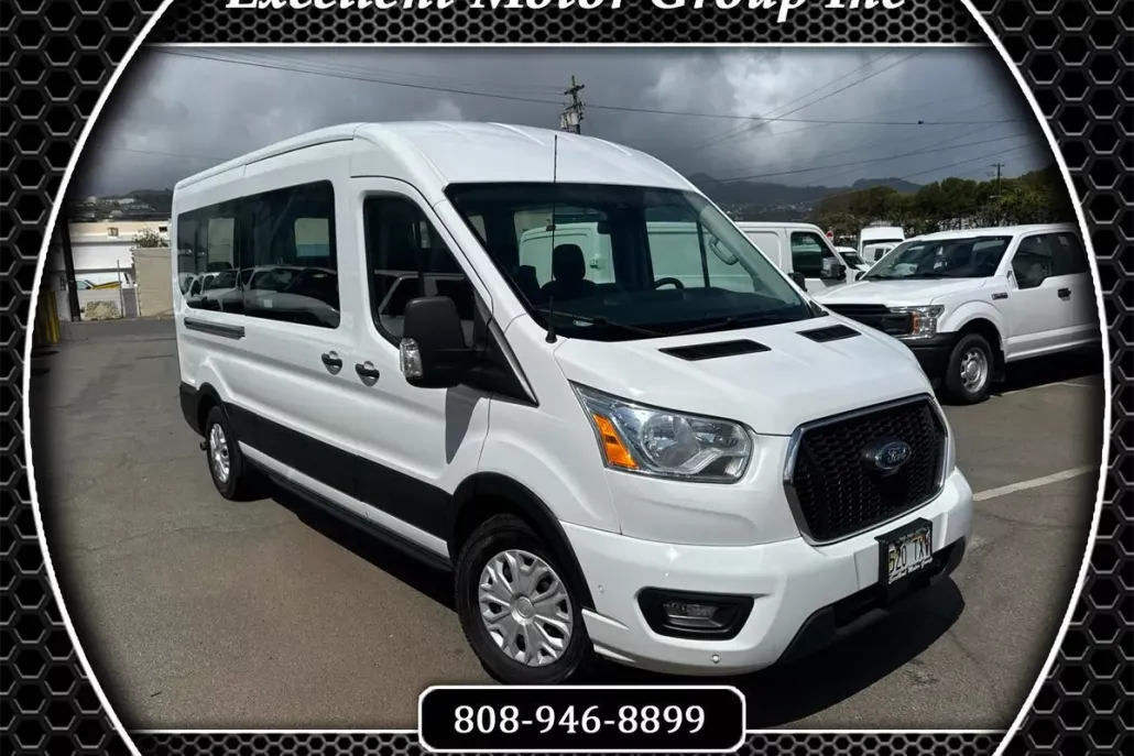 2022 Ford Transit Passenger XLT photo 1