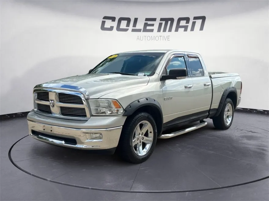 2010 Dodge Ram SLT photo 1