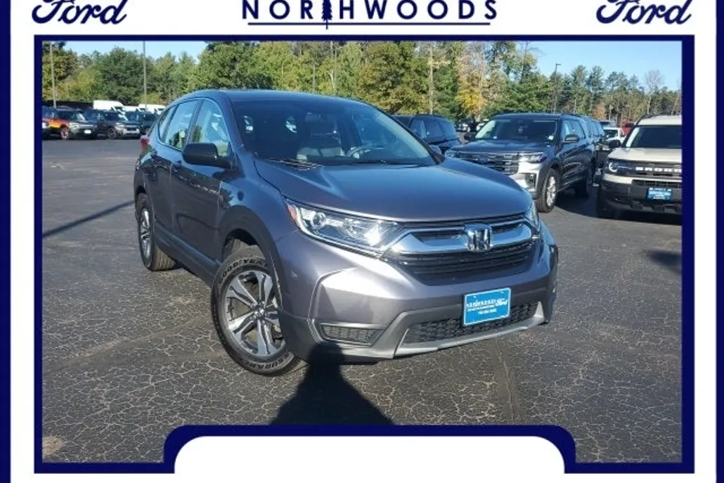 2017 Honda CR-V LX photo 1