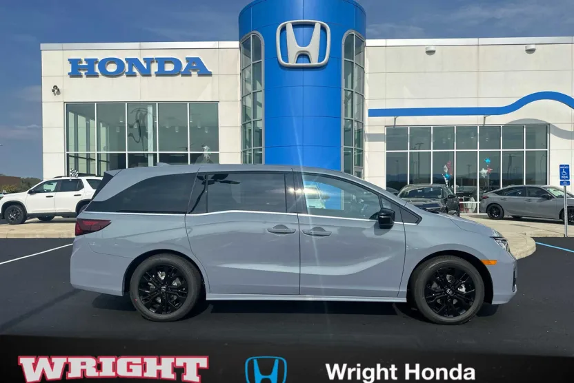 2026 Honda Odyssey photo 1