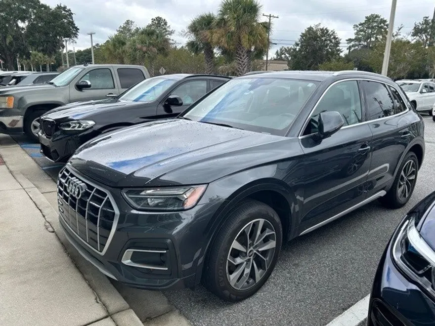 2021 Audi Q5 45 Premium photo 1