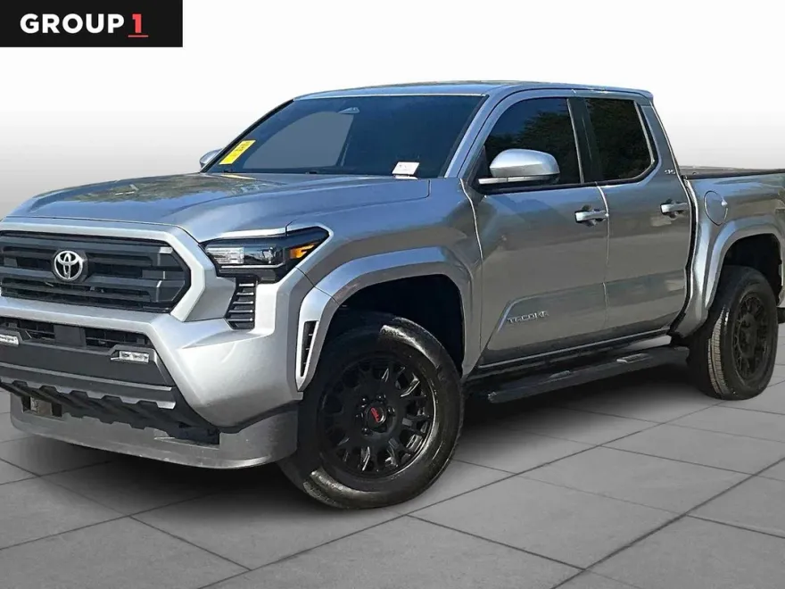 2024 Toyota Tacoma SR5 Double Cab photo 1