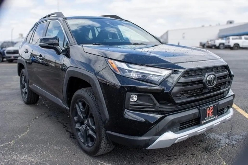 2023 Toyota RAV4 Adventure photo 1