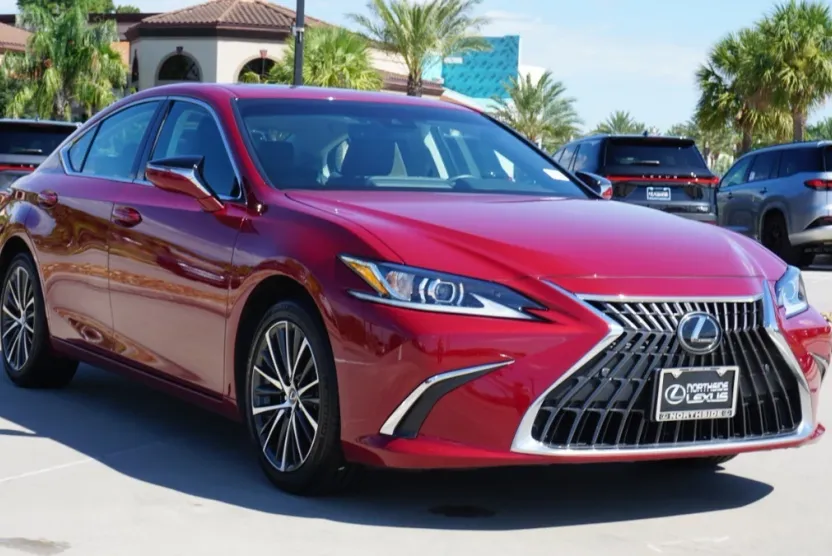 2024 Lexus ES 250 Premium photo 1