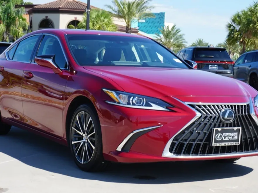 2024 Lexus ES 250 Premium photo 1