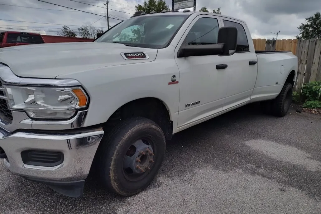 2020 Ram 3500 Tradesman photo 1