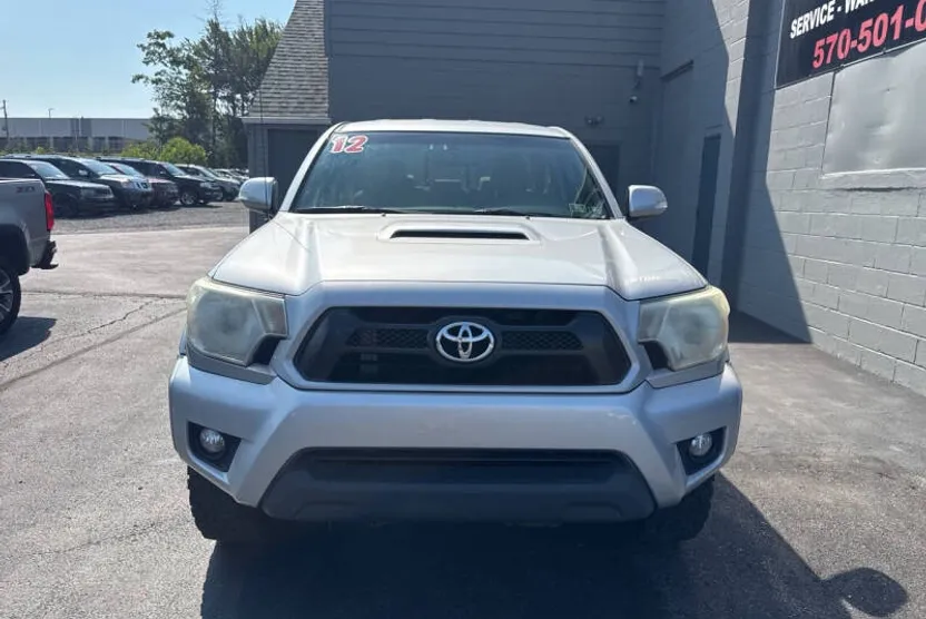 2012 Toyota Tacoma V6 4x4 Double Cab photo 1