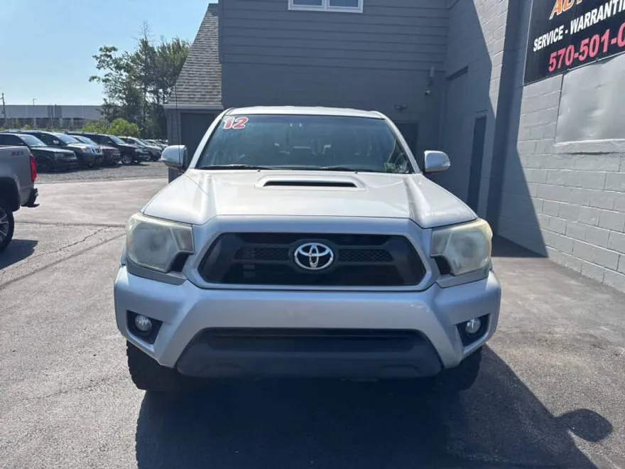 2012 Toyota Tacoma V6 4x4 Double Cab photo 1