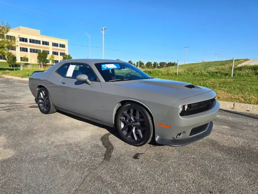 2023 Dodge Challenger GT photo 1