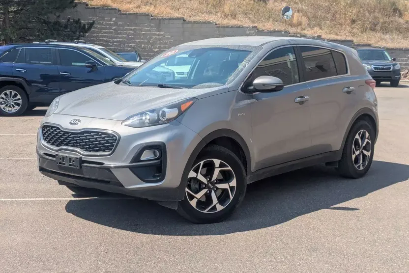 2020 Kia Sportage LX photo 1