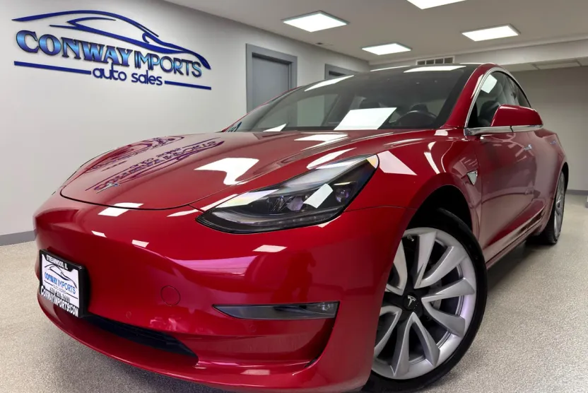 2018 Tesla Model 3 Long Range photo 1