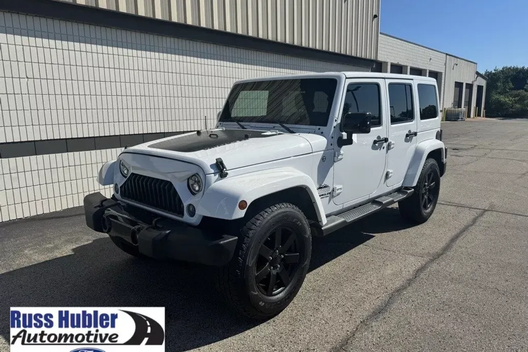 2014 Jeep Wrangler Unlimited Altitude photo 1
