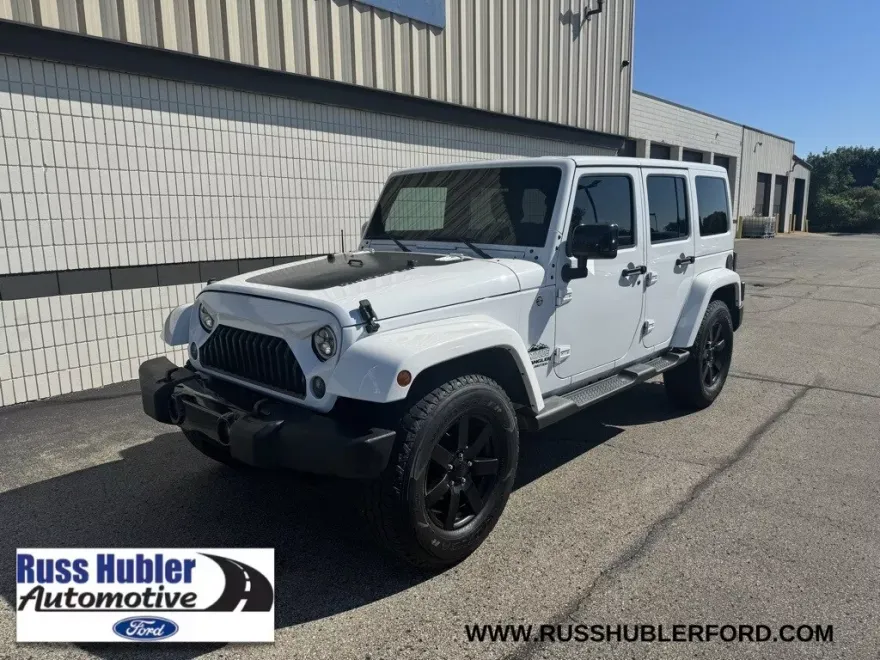 2014 Jeep Wrangler Unlimited Altitude photo 1