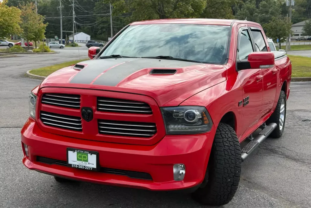 2016 Ram 1500 Sport photo 1
