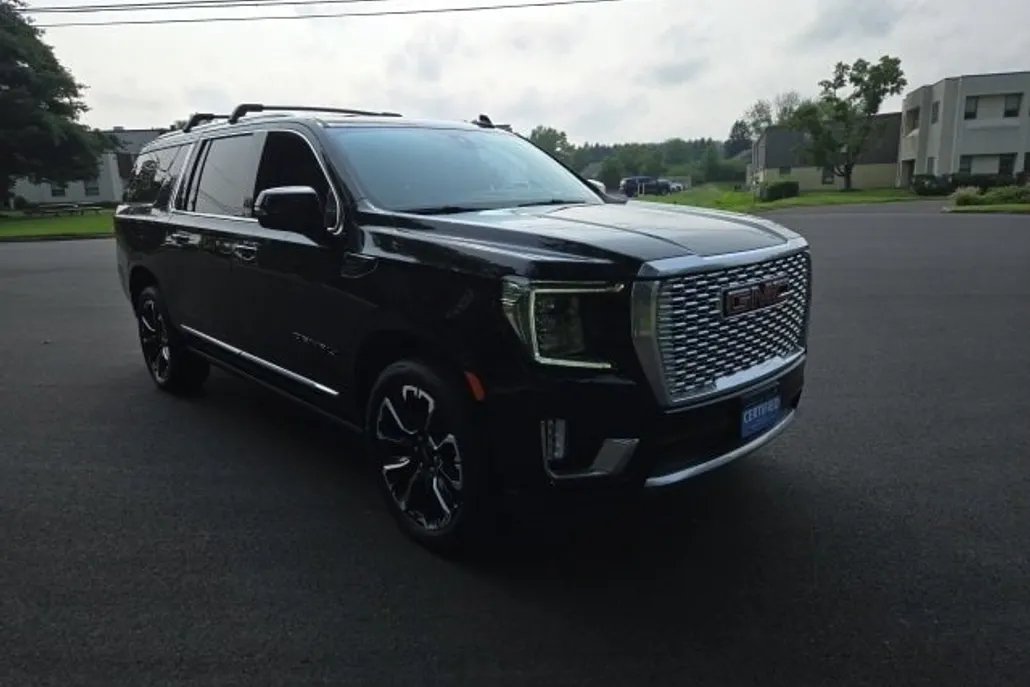 2022 Gmc Yukon XL Denali photo 1