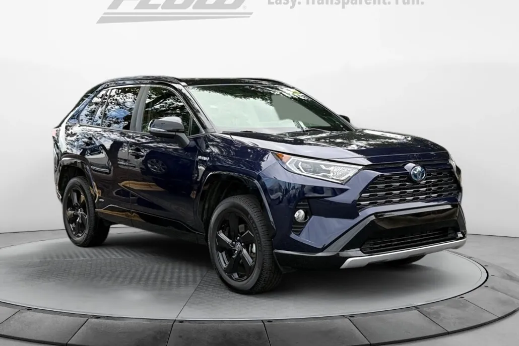 2021 Toyota RAV4 Hybrid XSE photo 1