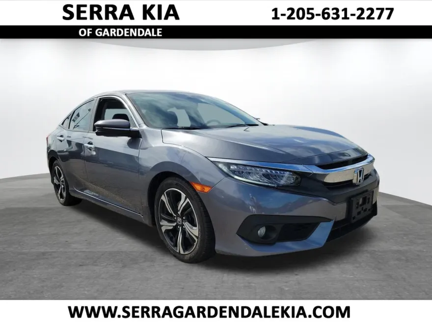 2016 Honda Civic Touring photo 1