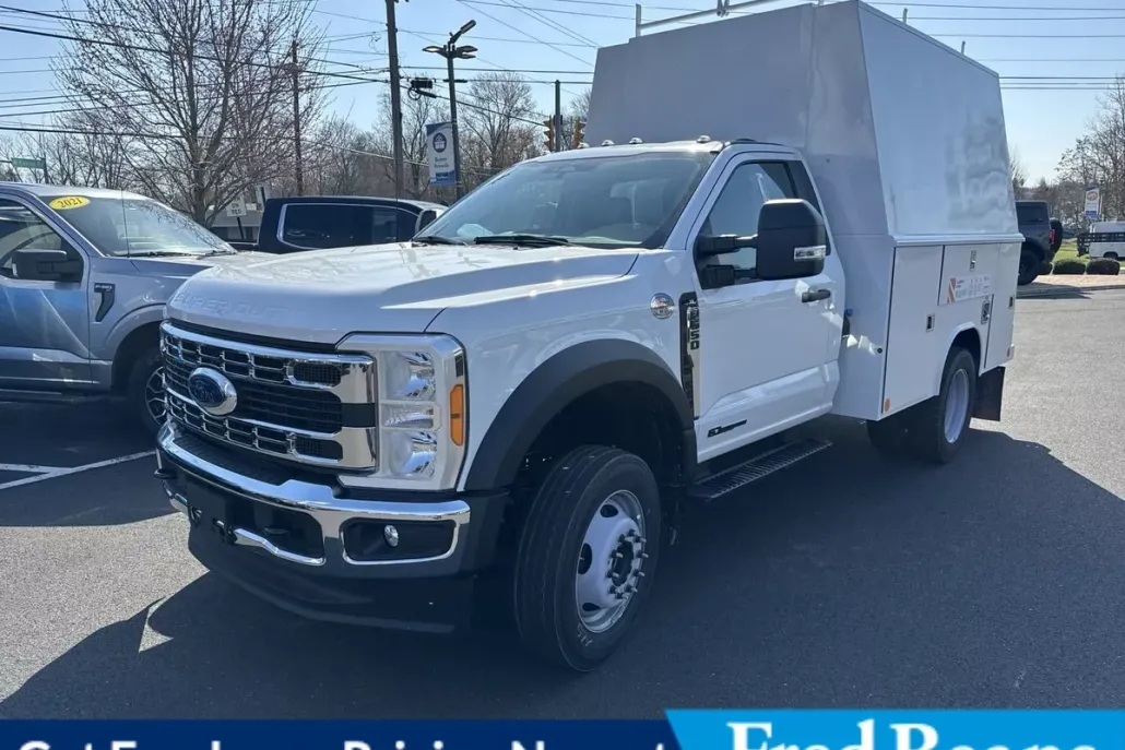 2023 Ford F-550 XL photo 1