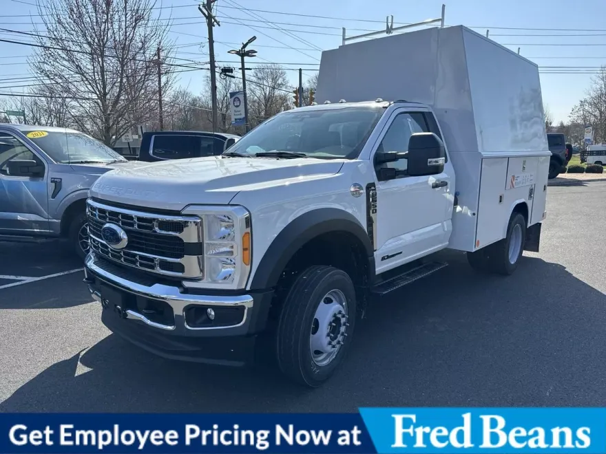 2023 Ford F-550 XL photo 1