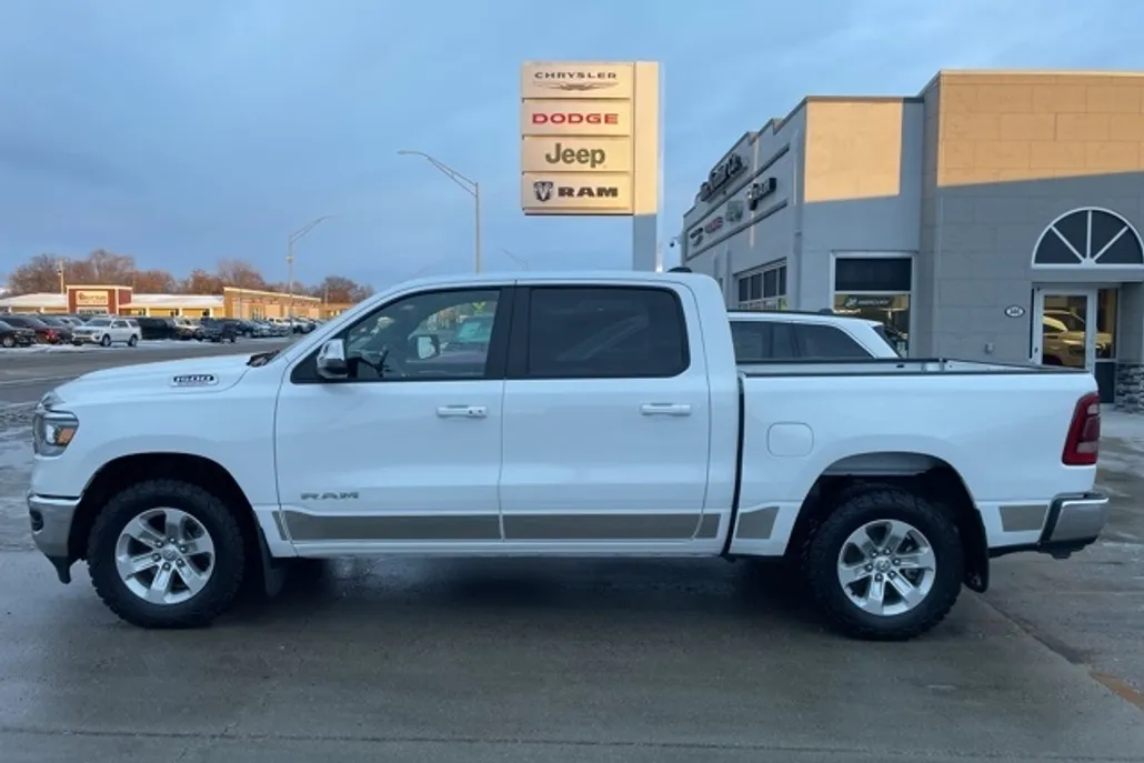 2023 Ram 1500 Laramie photo 1