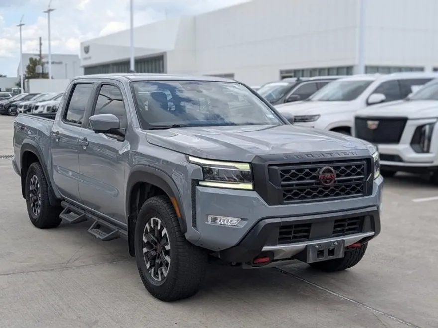 2023 Nissan Frontier PRO-4X photo 1