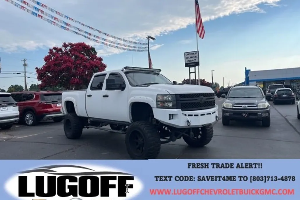 2013 Chevrolet Silverado 2500HD LT photo 1