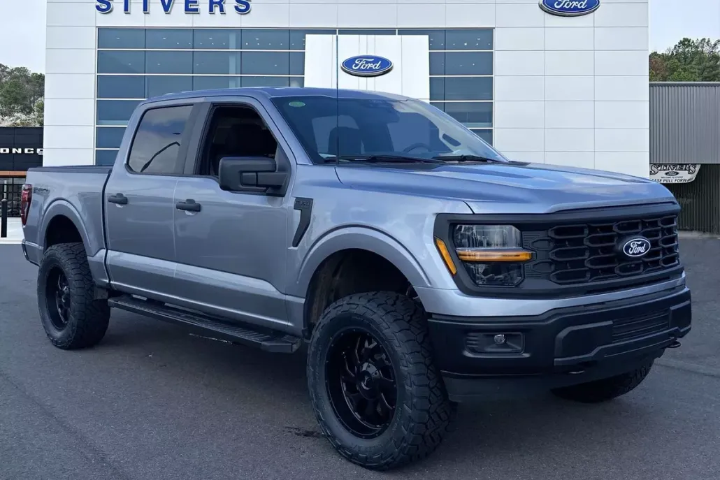 2025 Ford F-150 STX photo 1