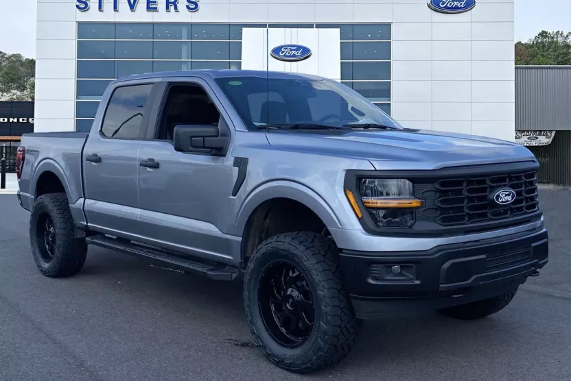 2025 Ford F-150 STX photo 1