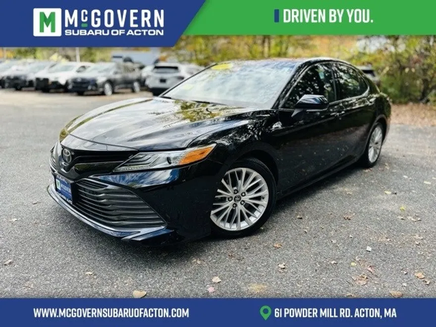 2018 Toyota Camry XLE photo 1