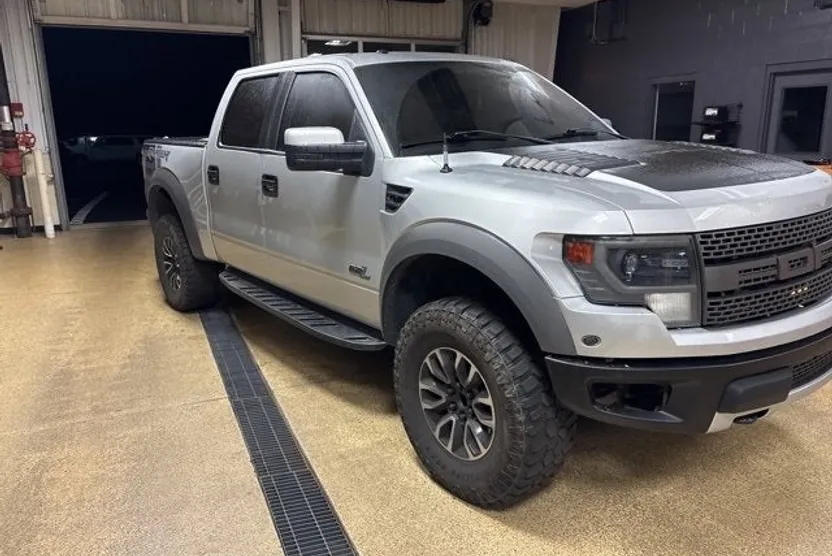 2014 Ford F-150 SVT Raptor photo 1
