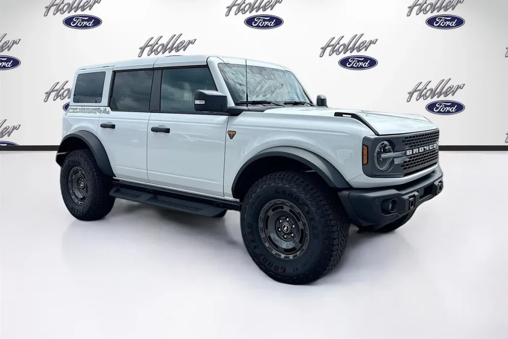 2025 Ford Bronco Badlands photo 1