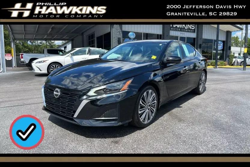 2024 Nissan Altima 2.5 SL photo 1