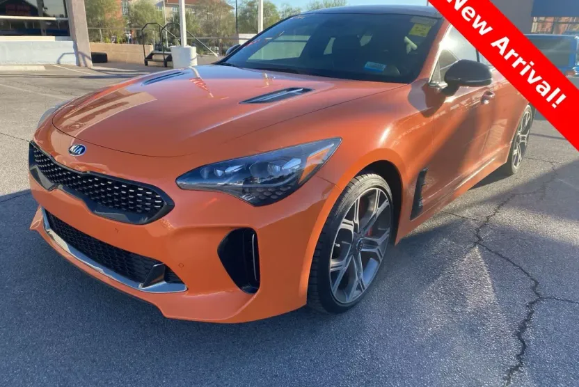 2019 Kia Stinger GT photo 1