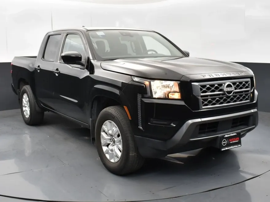 2022 Nissan Frontier SV photo 1