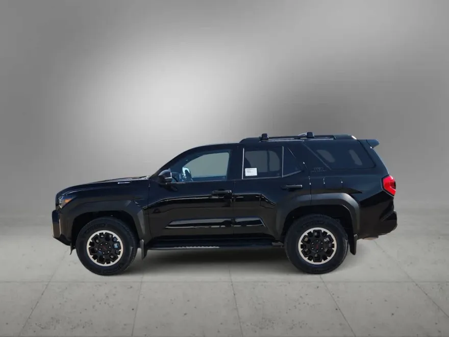 2025 Toyota 4Runner TRD Off-Road photo 1