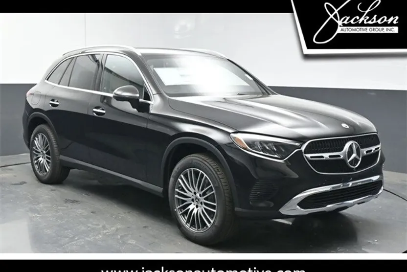 2025 Mercedes Benz GLC 300 photo 1