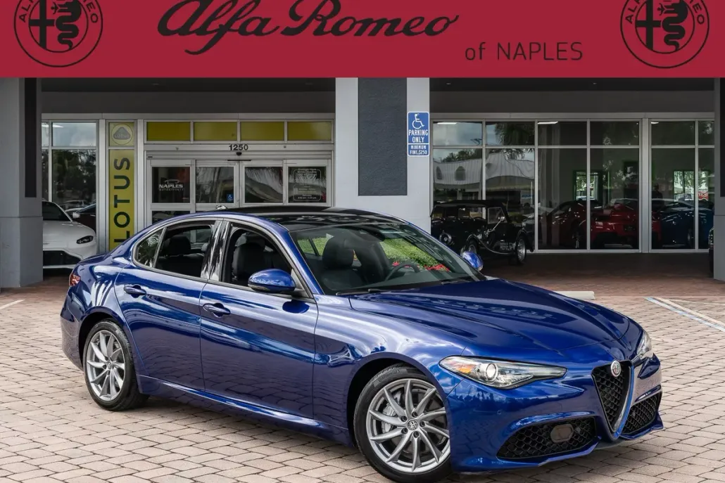 2023 Alfa Romeo Giulia SPRINT photo 1