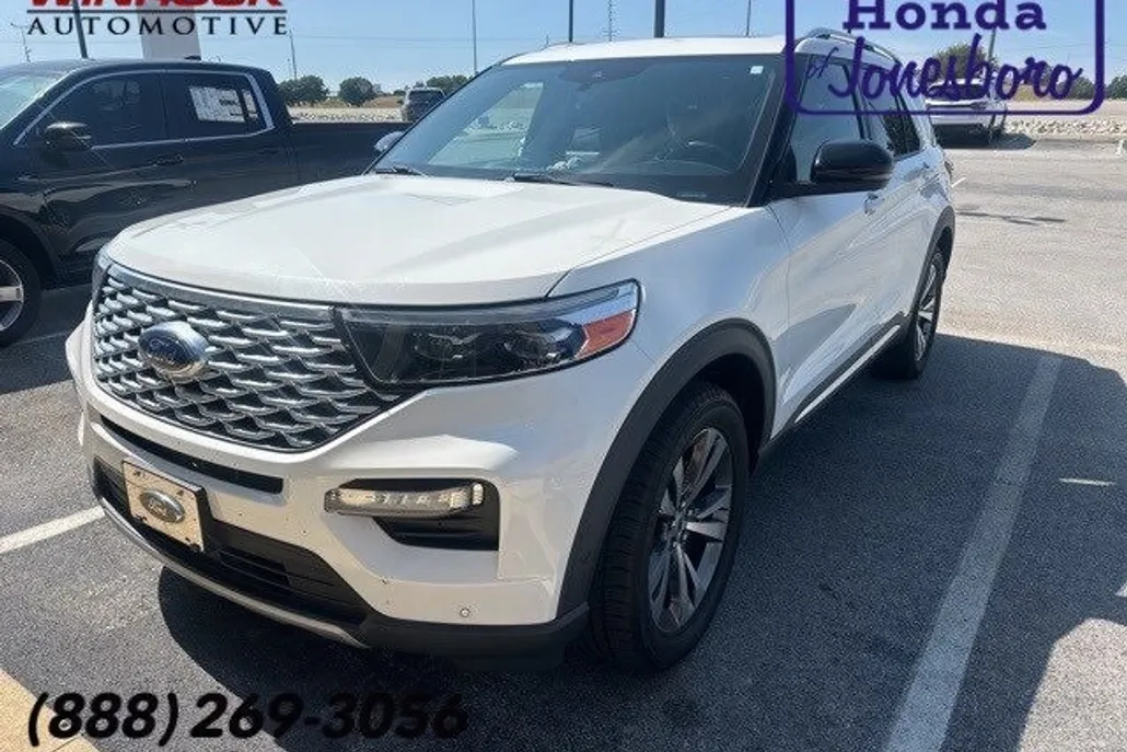 2020 Ford Explorer Platinum photo 1