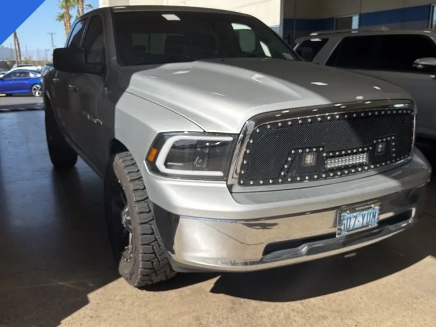 2011 Ram 1500 SLT photo 1