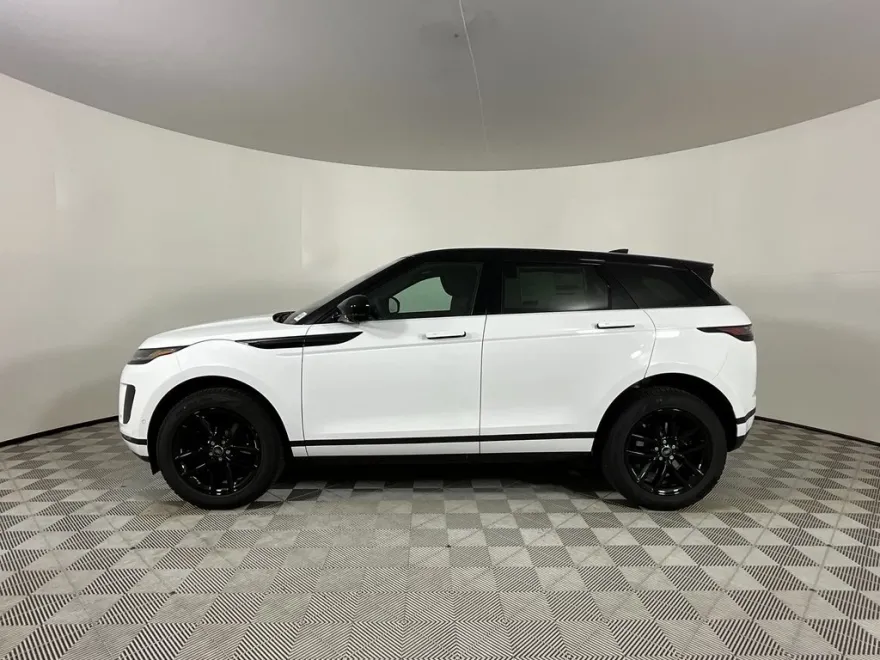 2026 Land Rover Range Rover Evoque S photo 1