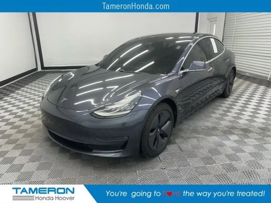 2019 Tesla Model 3 Long Range photo 1