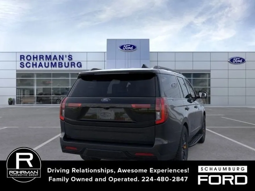 2025 Ford Expedition photo 1