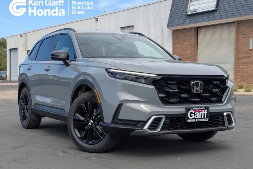 2026 Honda CR-V Sport Touring Hybrid photo 1