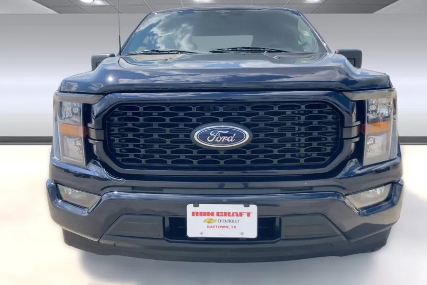 2023 Ford F-150 XL photo 1