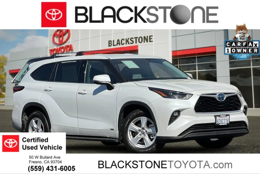 2022 Toyota Highlander Hybrid LE photo 1