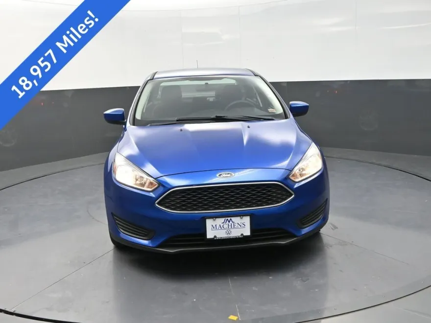 2018 Ford Focus SE photo 1