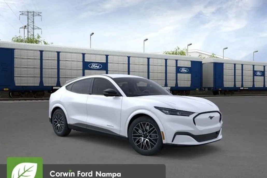 2025 Ford Mustang Mach-E Premium photo 1